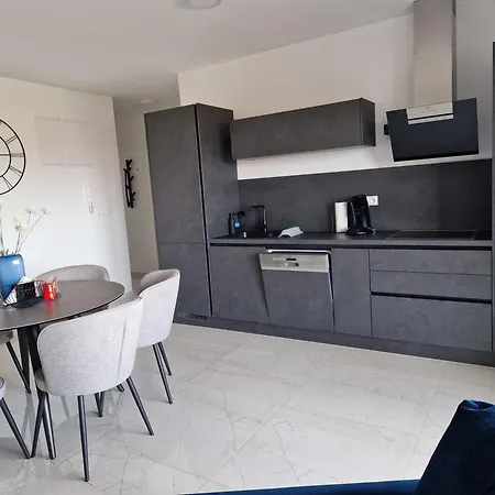 Deluxe Mila Διαμέρισμα *